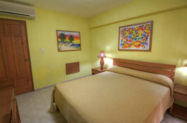 Hotel Acuarium Santo Domingo room