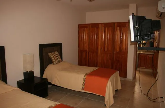 Condo Hotel Caribey apartment room